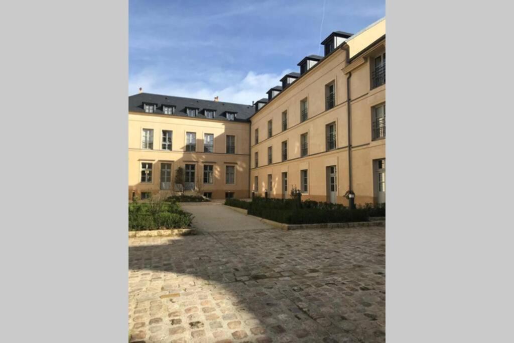 Apartament L'Independance Wersal Zewnętrze zdjęcie