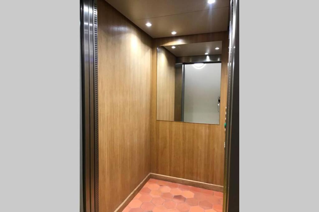 Apartament L'Independance Wersal Zewnętrze zdjęcie