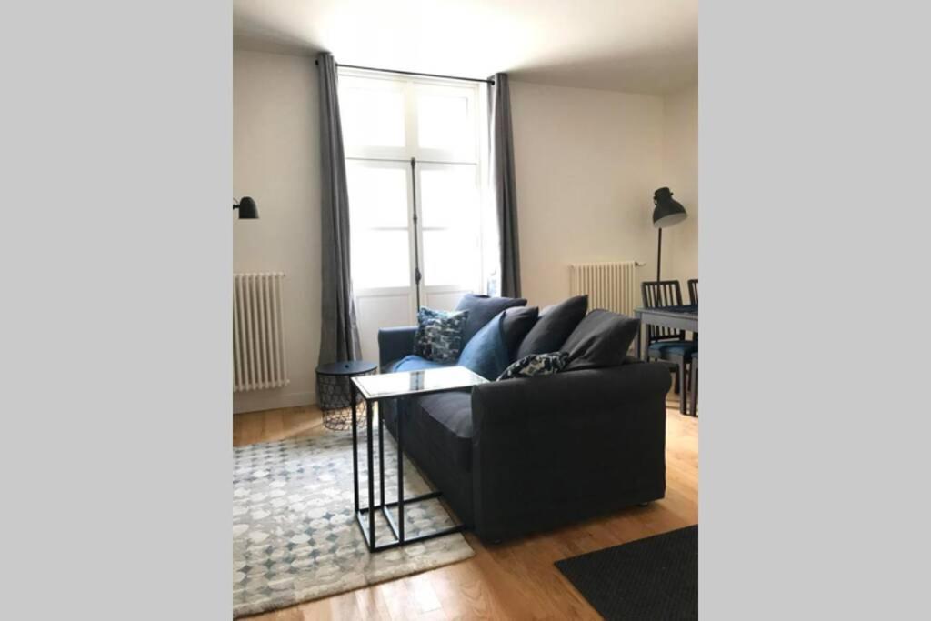 Apartament L'Independance Wersal Zewnętrze zdjęcie